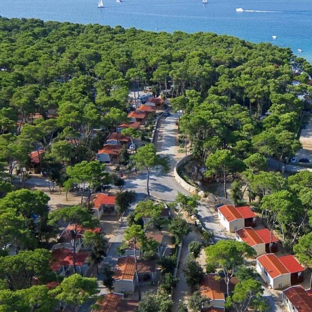 Bajki Mobile Home 2 Biograd Na Moru 0*,  Croácia